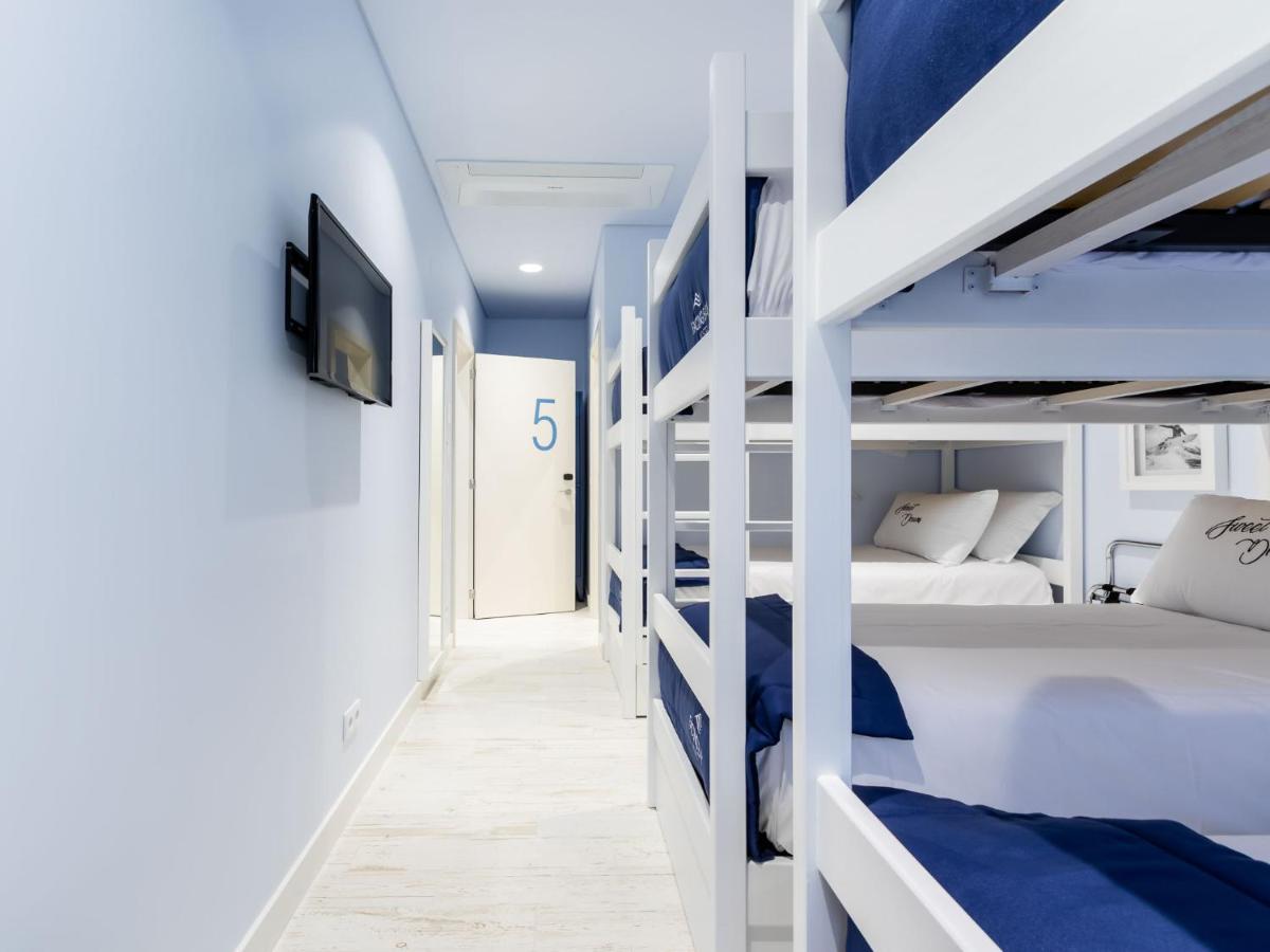 Facing Bay Hostel Praia da Vitoria Ngoại thất bức ảnh