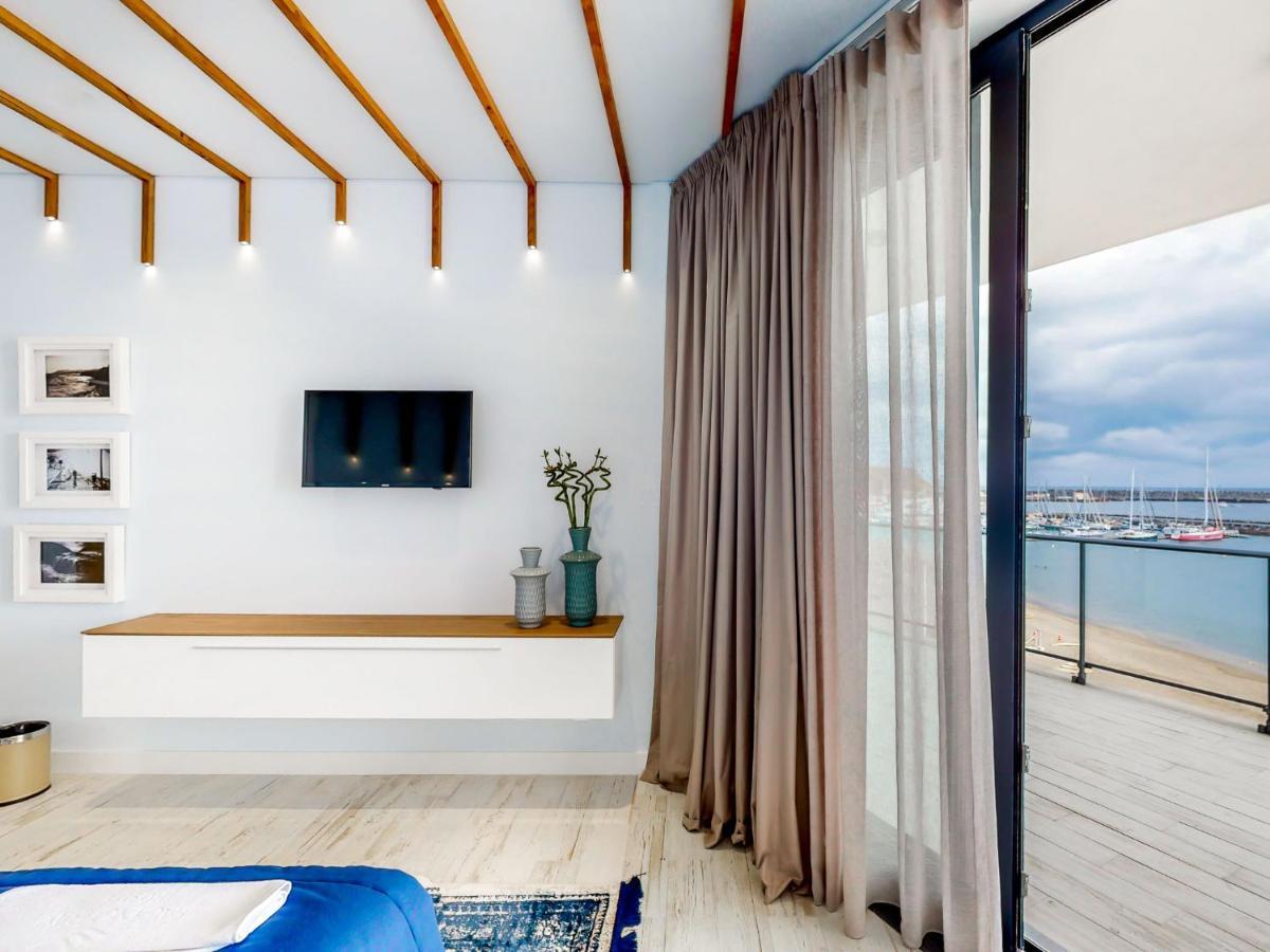 Facing Bay Hostel Praia da Vitoria Ngoại thất bức ảnh