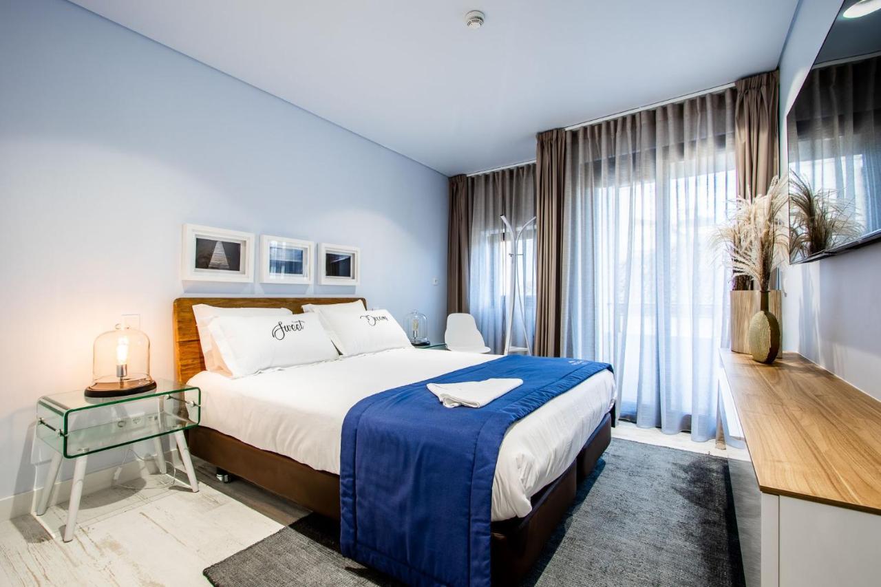 Facing Bay Hostel Praia da Vitoria Ngoại thất bức ảnh