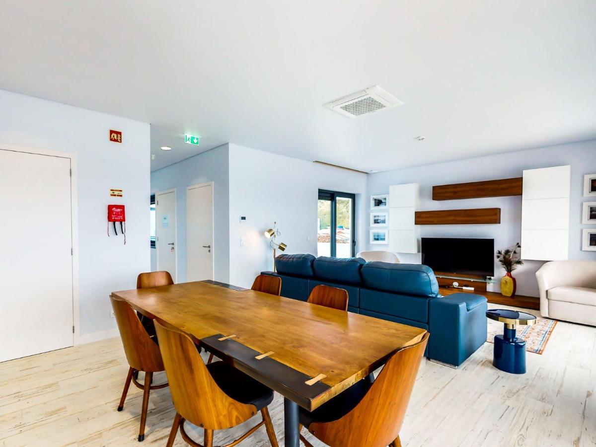 Facing Bay Hostel Praia da Vitoria Ngoại thất bức ảnh